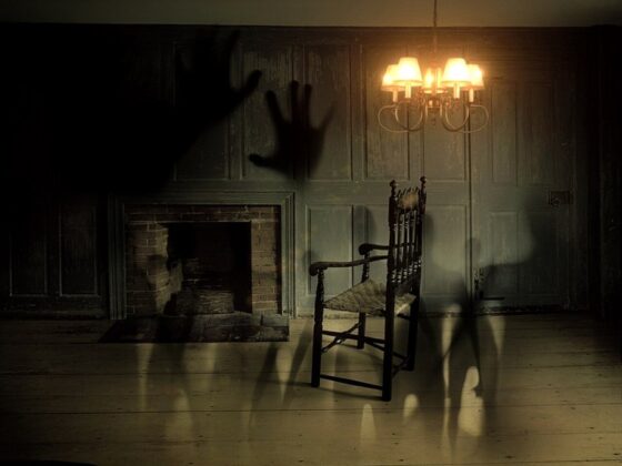 Featured image - How to Identify the Time Period of an Antique Chair