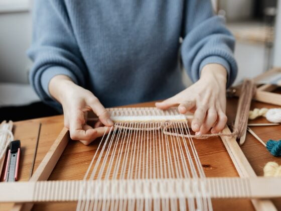 Featured - DIY Weaving Loom Instructions