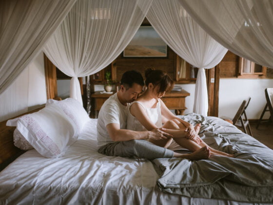 Steps to Make Canopy Bed Curtains