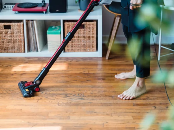 What Are the Pros and Cons of the Top 5 Selling Vacuum Cleaners