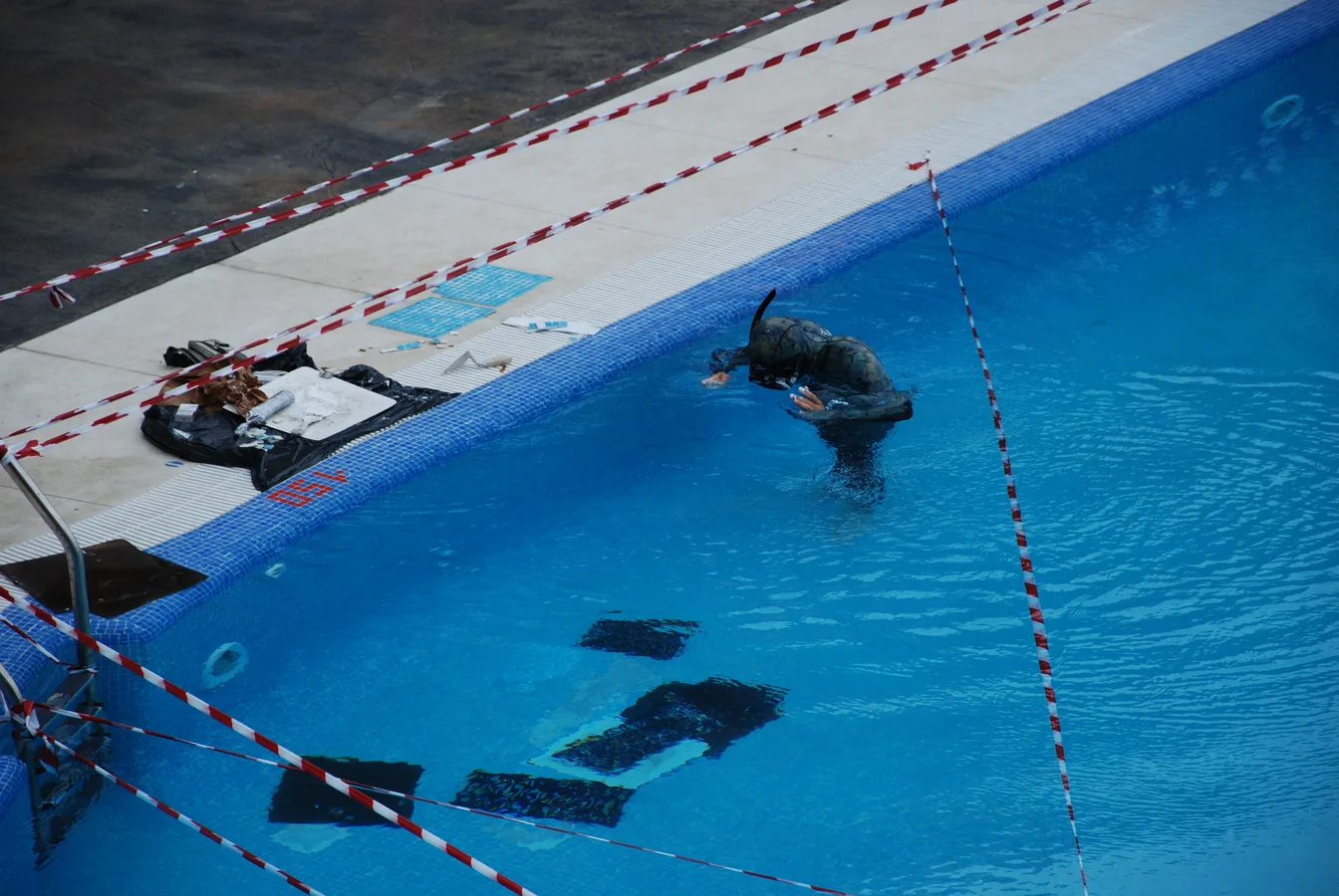 Dive into StainFree Waters The Best Way to Remove Stains from a Pool