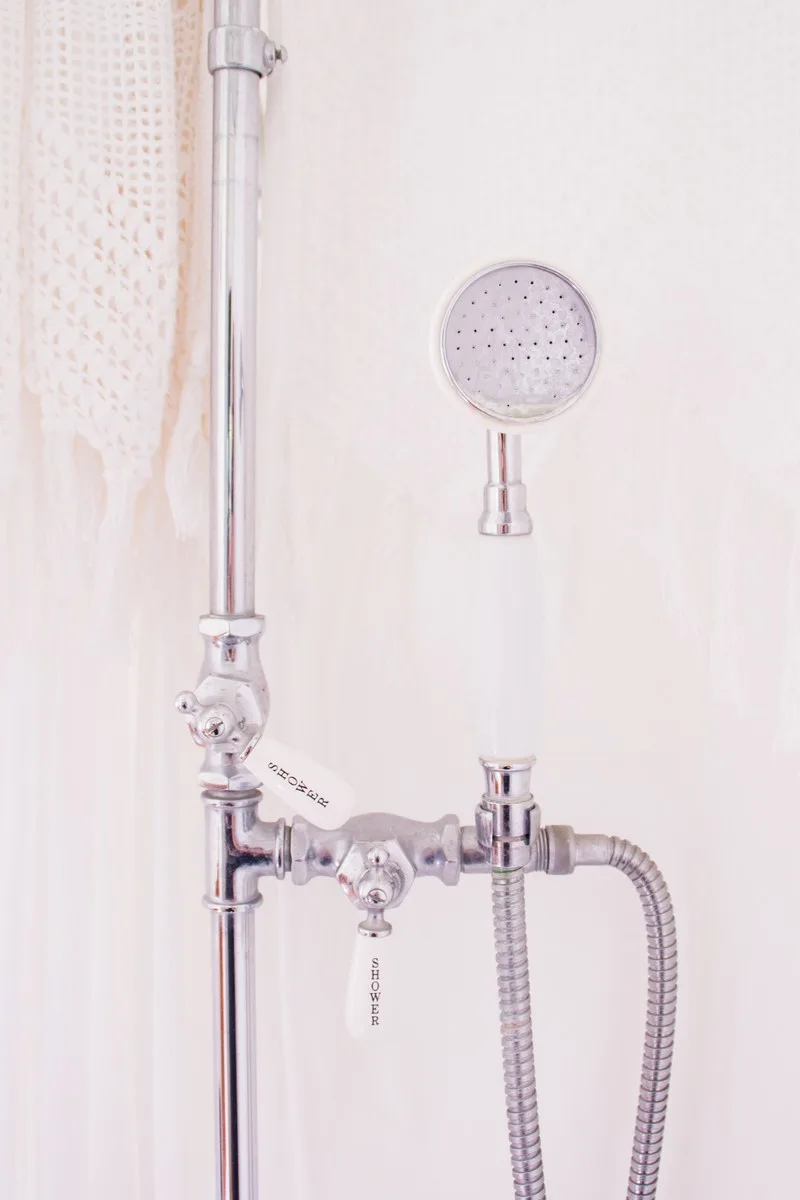 featured image - What are some common shower drain problems?